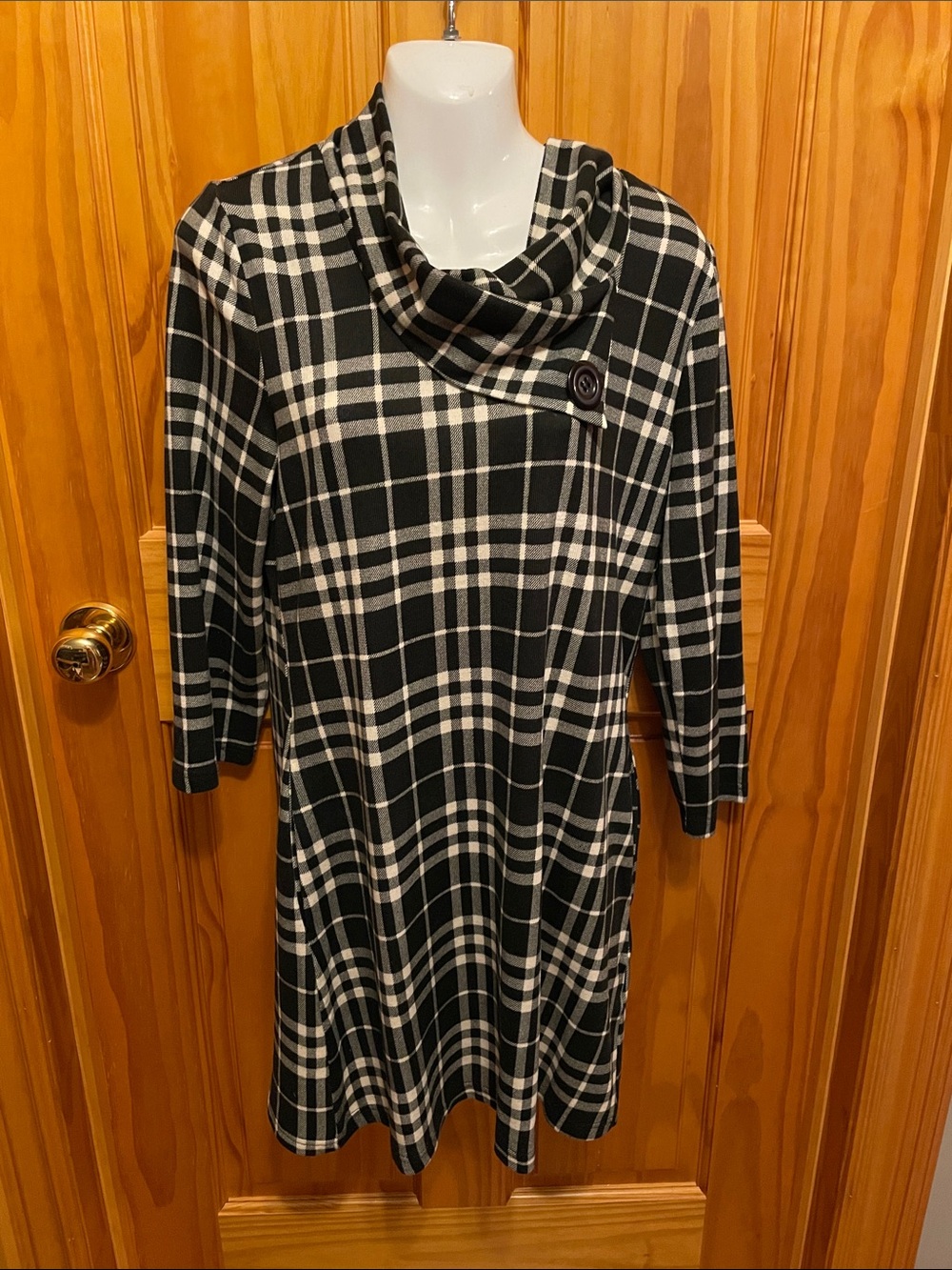 NWOT Black and White Plaid Cowl Neck Tunic Dress